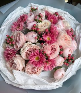 ranunculus and peony roses 10900 руб 115$
